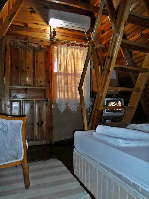Hotel Oran Pansiyon Agac Evler Çıralı Zewnętrze zdjęcie