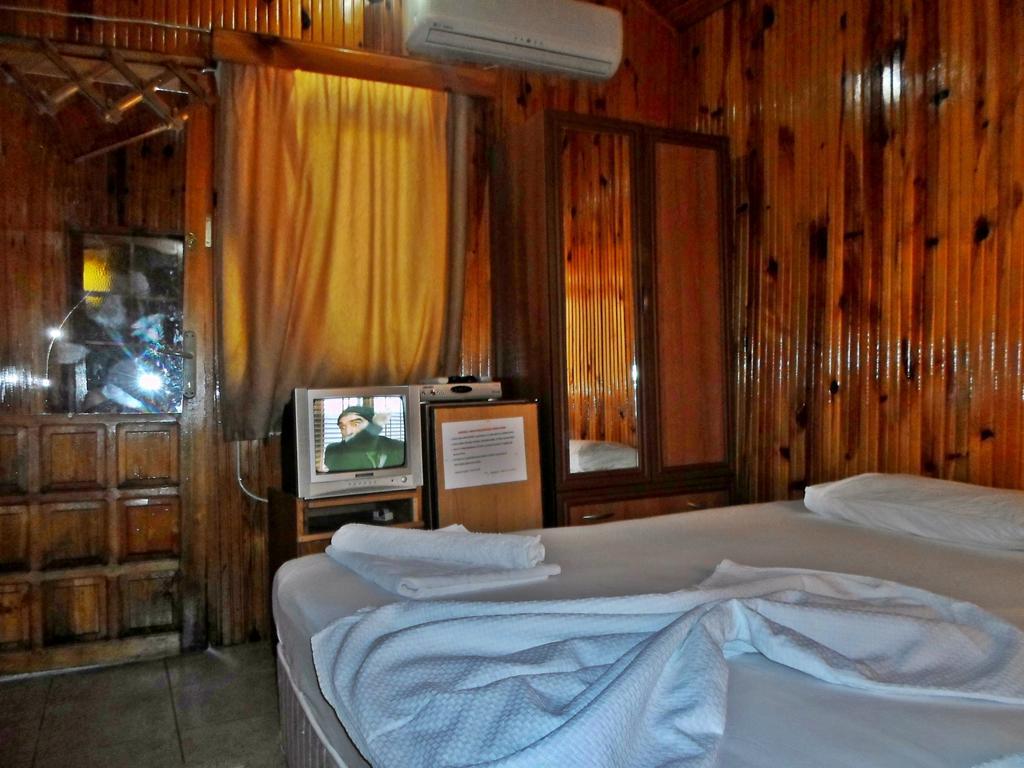 Hotel Oran Pansiyon Agac Evler Çıralı Zewnętrze zdjęcie